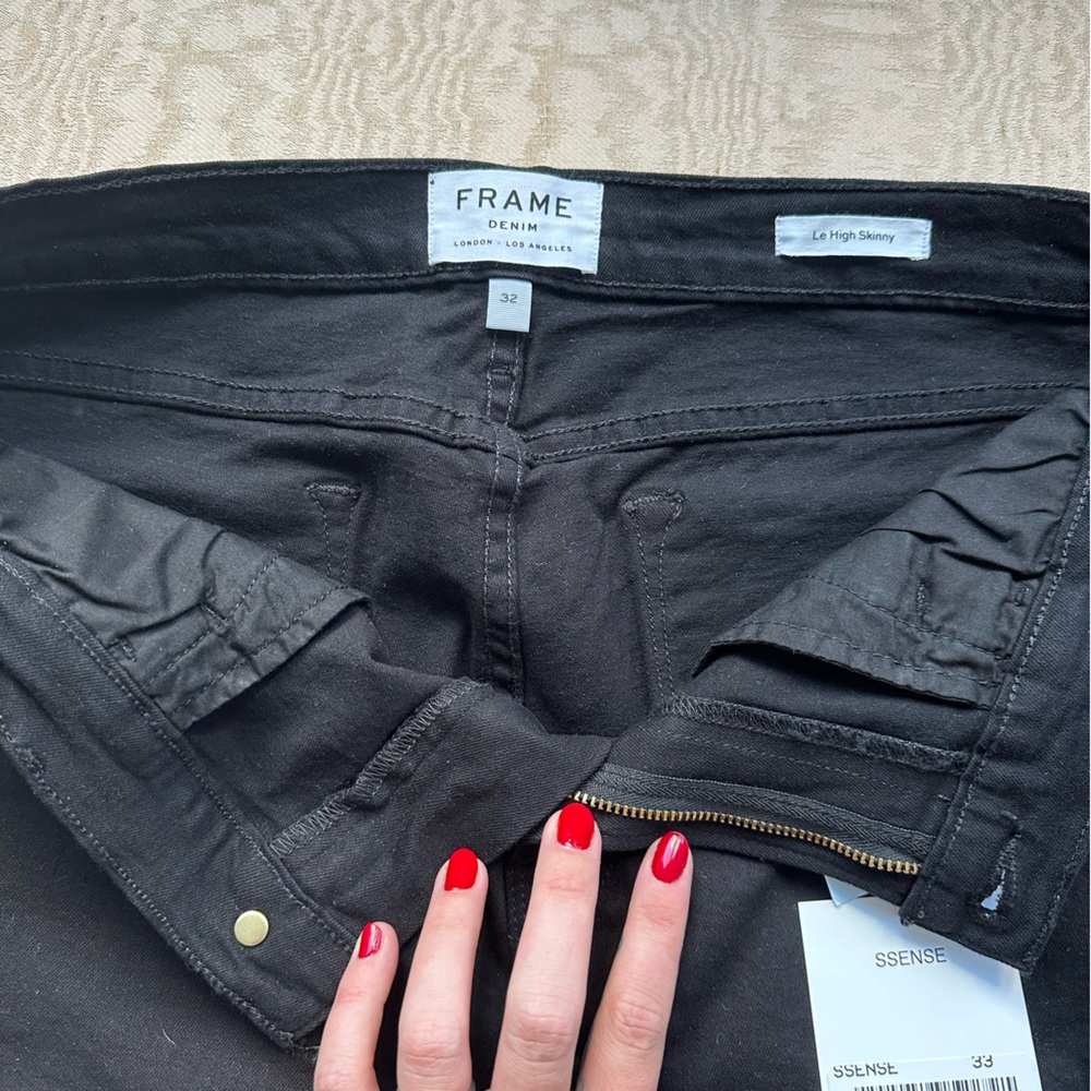 Frame Le High Rise Skinny Jeans - Picture 3 of 3